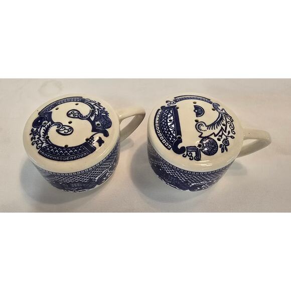 Blue Currier & Ives Salt Pepper Shakers w/ - Picture 1 of 8